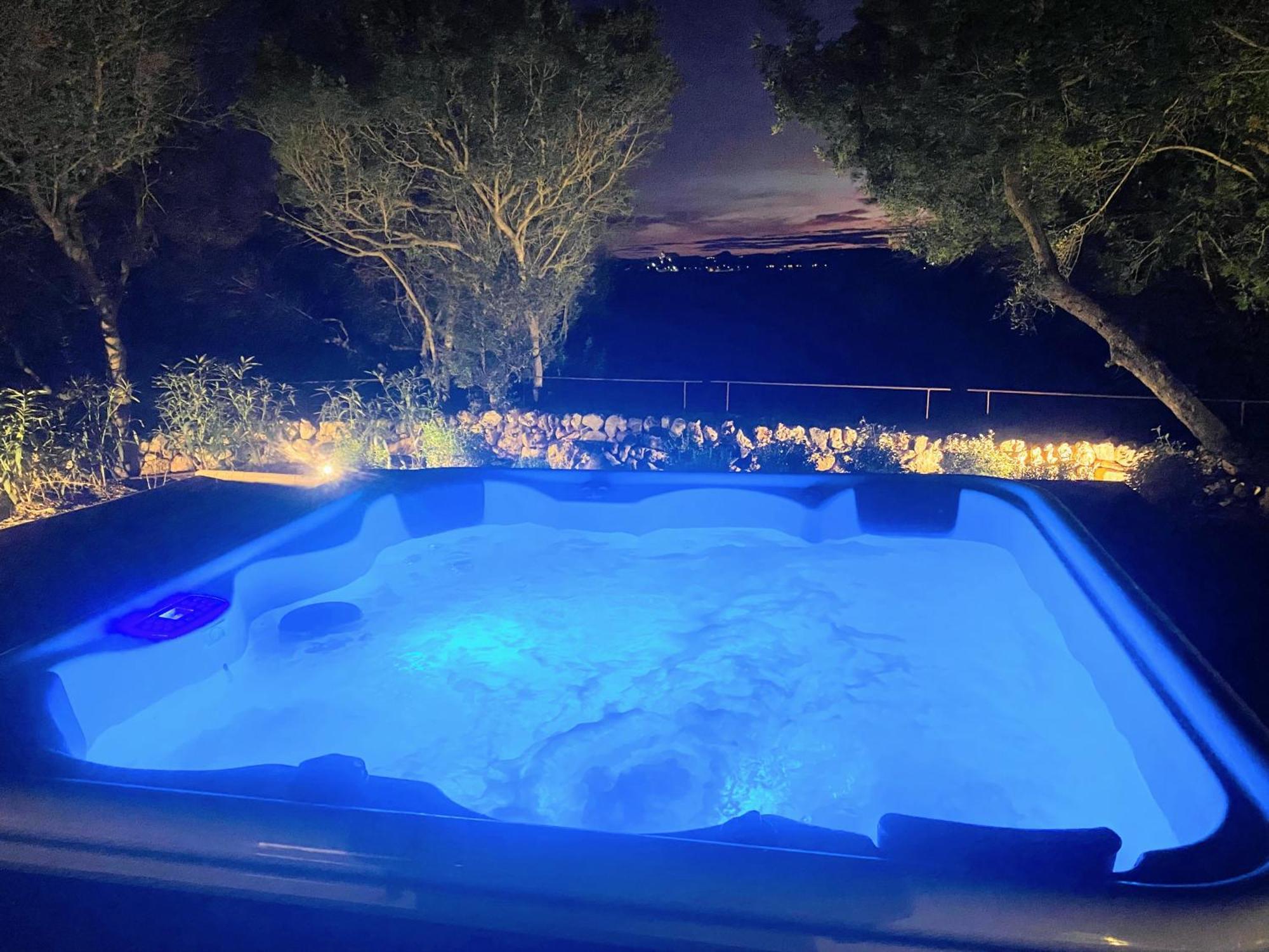 Es Mirador De Vernissa Jacuzzi Sauna Y Piscina Santa Margalida Luaran gambar