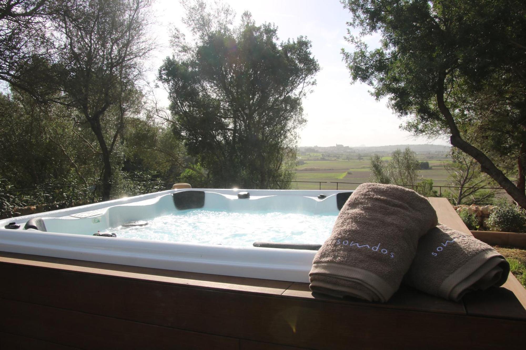 Es Mirador De Vernissa Jacuzzi Sauna Y Piscina Santa Margalida Luaran gambar